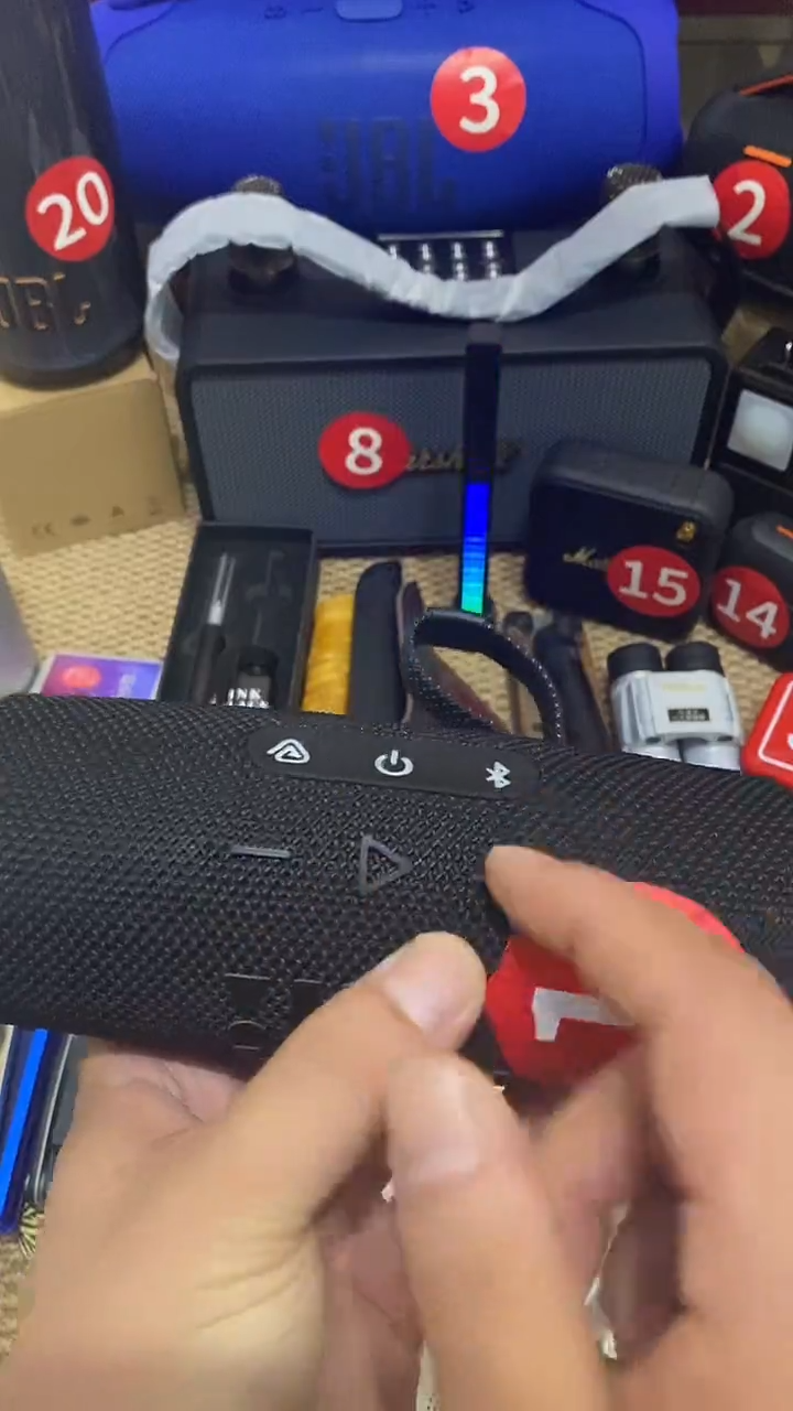 瓷片闪购商品 如图所示