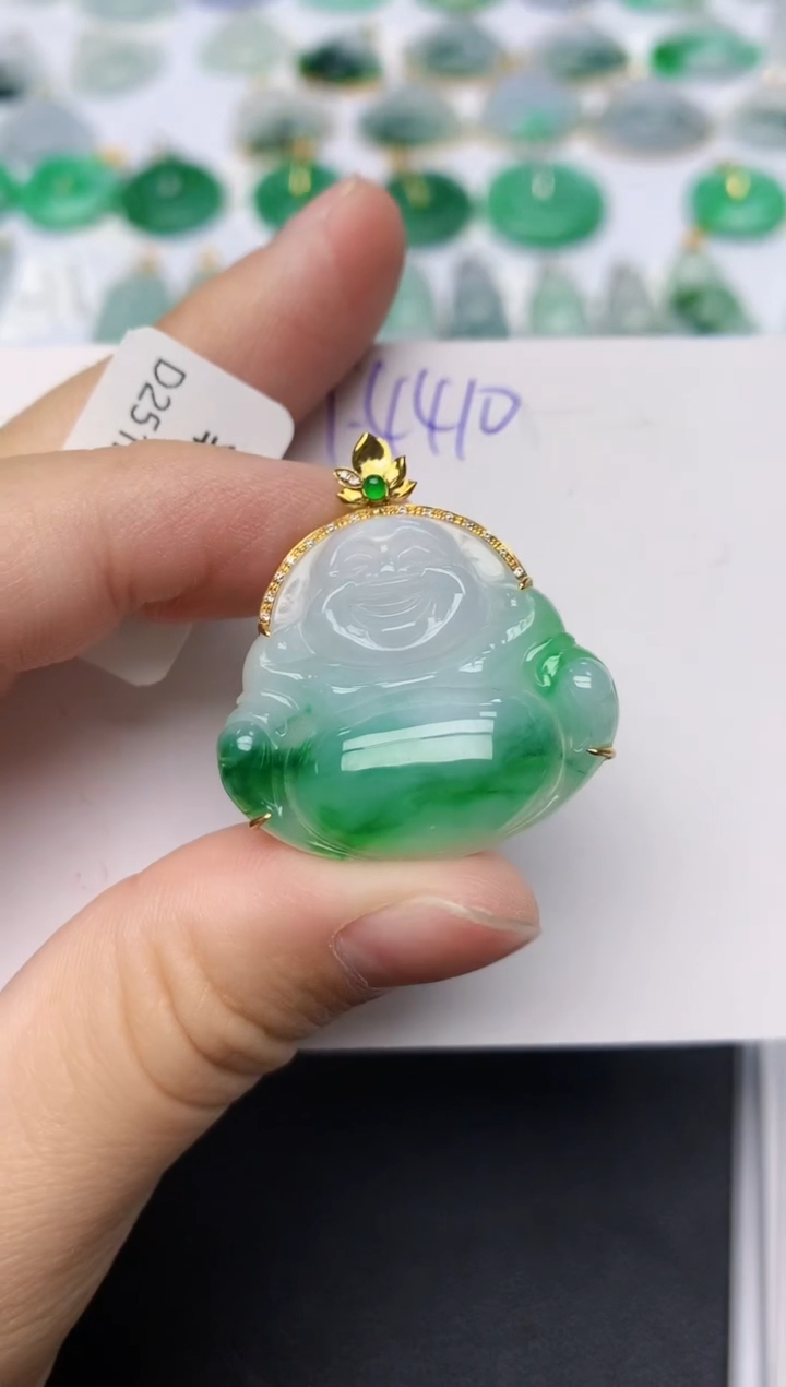 颈饰18K金镶嵌翡翠天然缅甸A货翡翠百元以上9元证书费自理