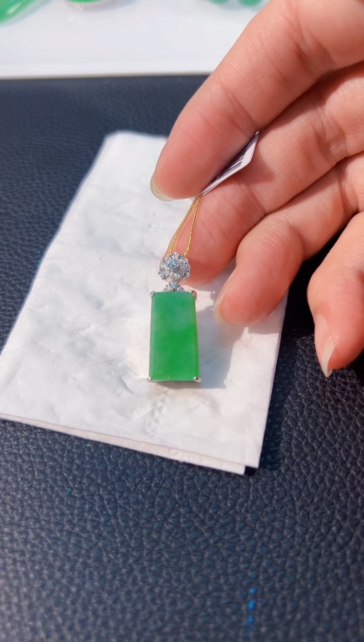 颈饰未镶嵌翡翠 缅料A货/支持复检/一件