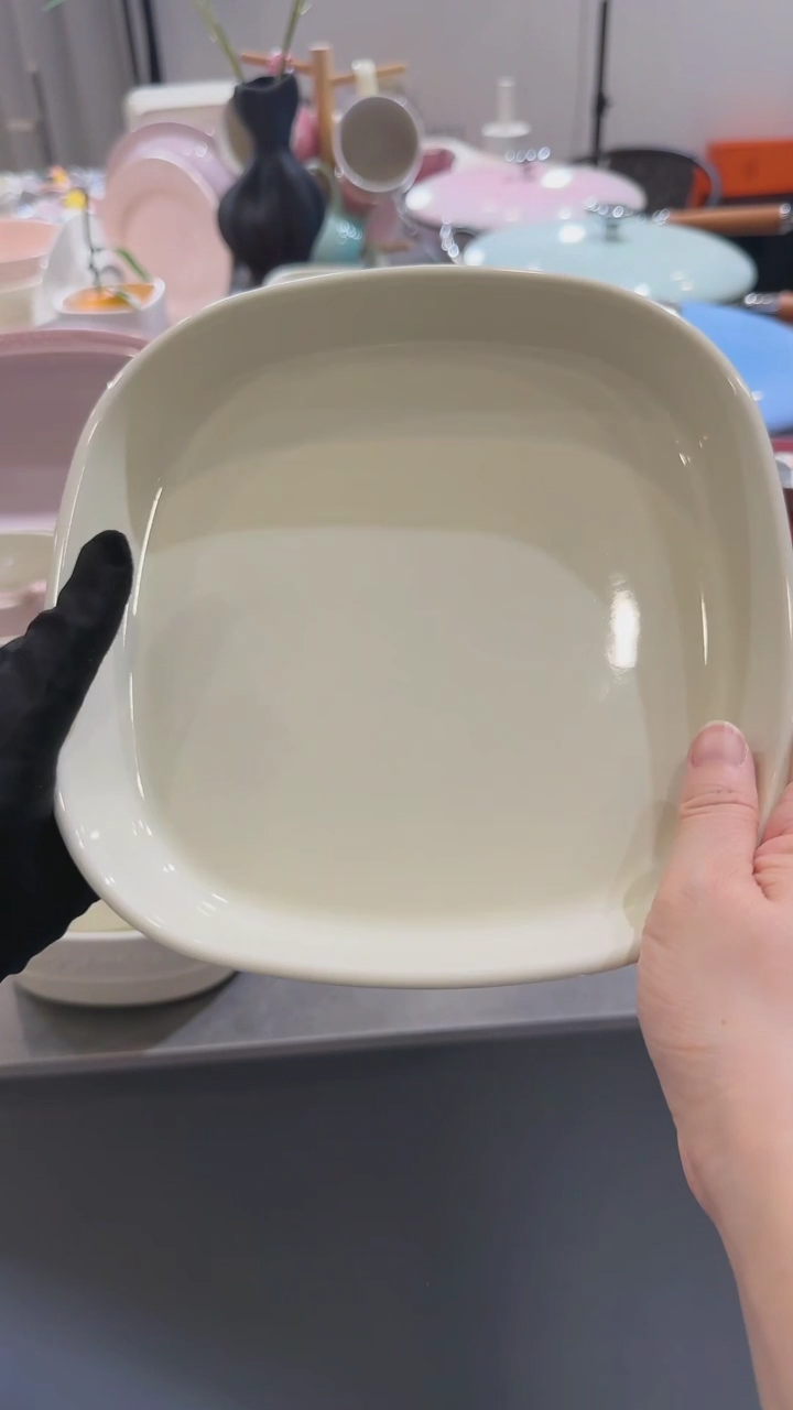 【闪购商品】瓷7.9英寸方形深盘-奶油白