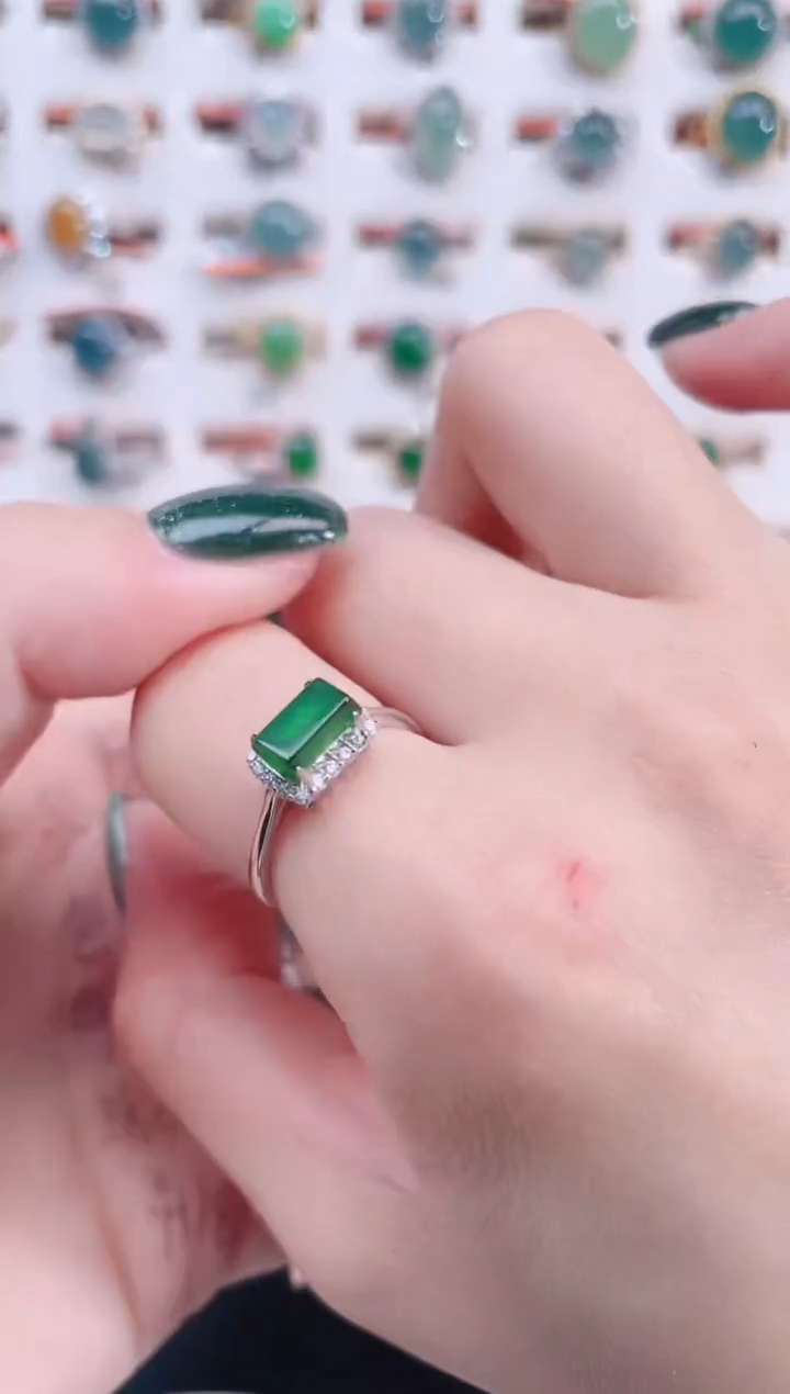 银S925镶嵌戒指翡翠天然翡翠