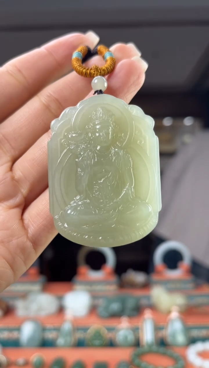 颈饰未镶嵌和田玉佩佩马