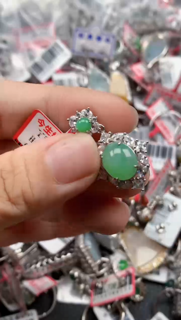 银S925镶嵌戒指翡翠天然A货缅甸翡翠