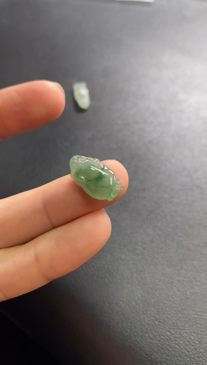 【闪购商品】翡翠未镶嵌颈饰不退不换 无鉴赏期