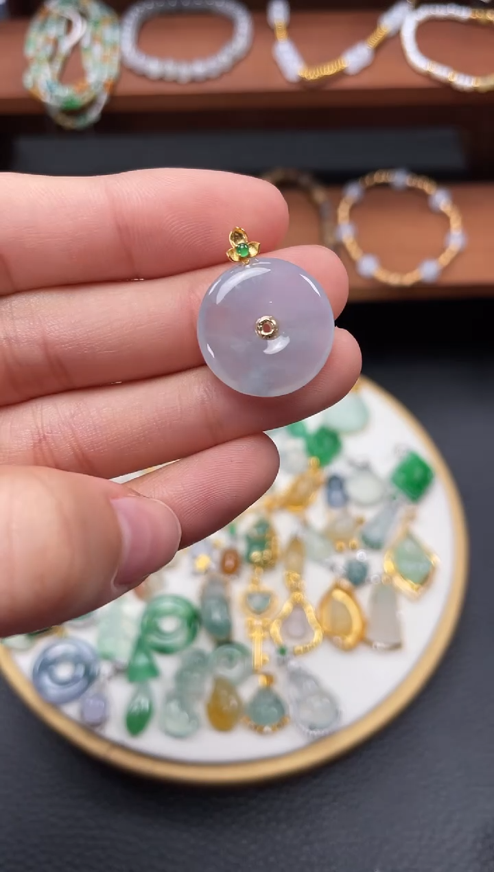 【闪购商品】翡翠吊坠(不含链)18K金镶嵌一个  JK640