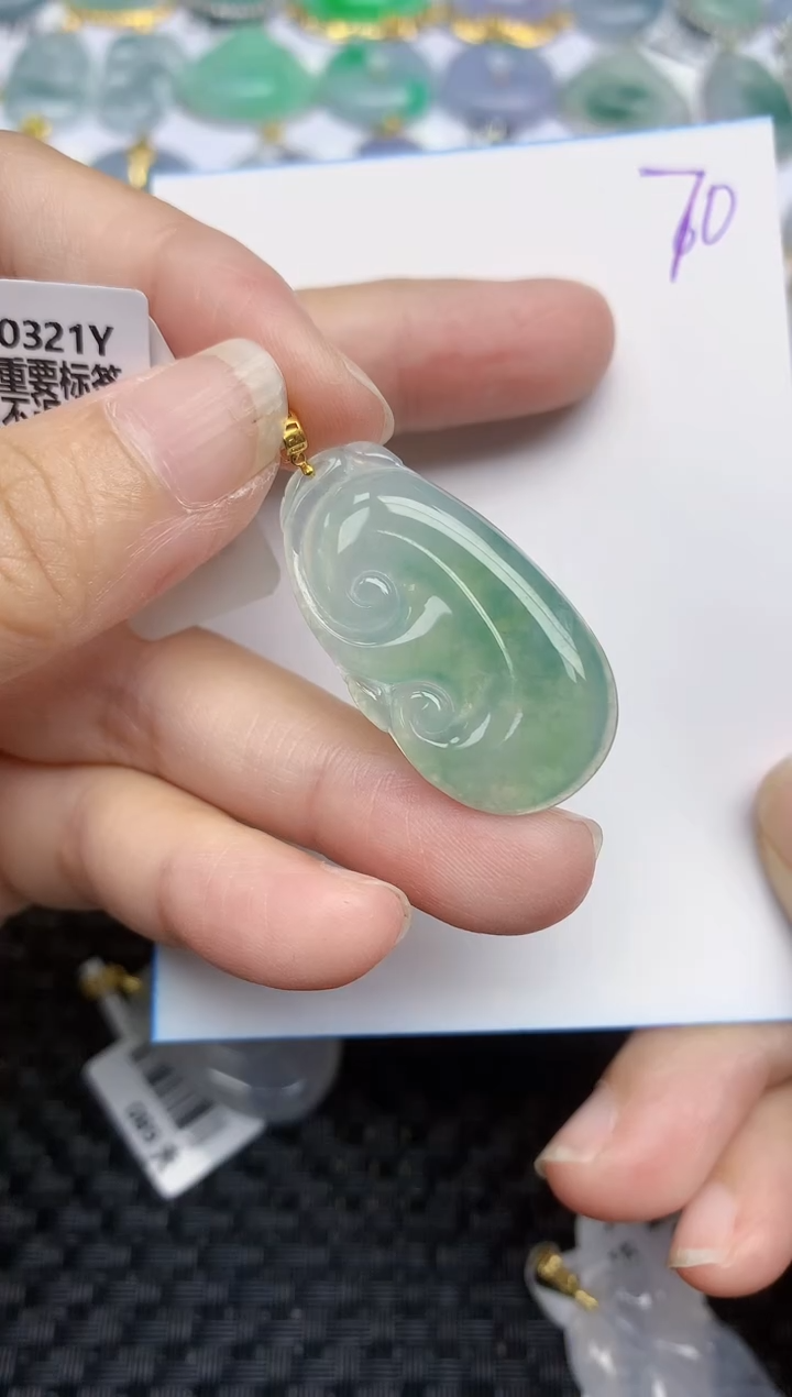 翡翠18K金镶嵌颈饰天然A货翡翠 70