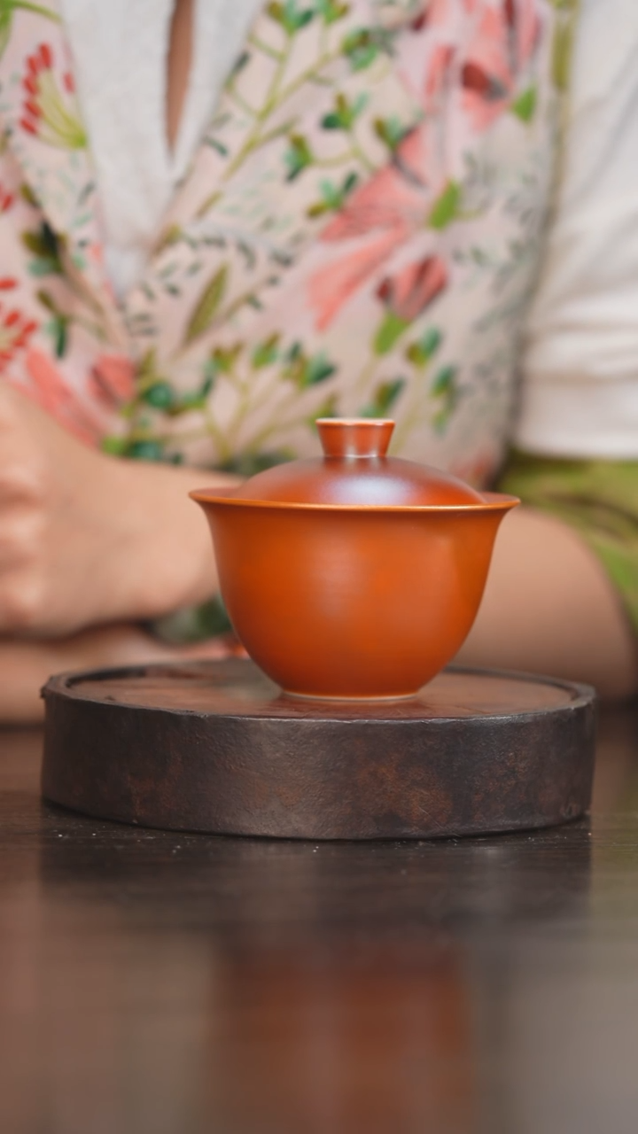 【闪购商品】杯29柴房陶瓷丨金红盖碗