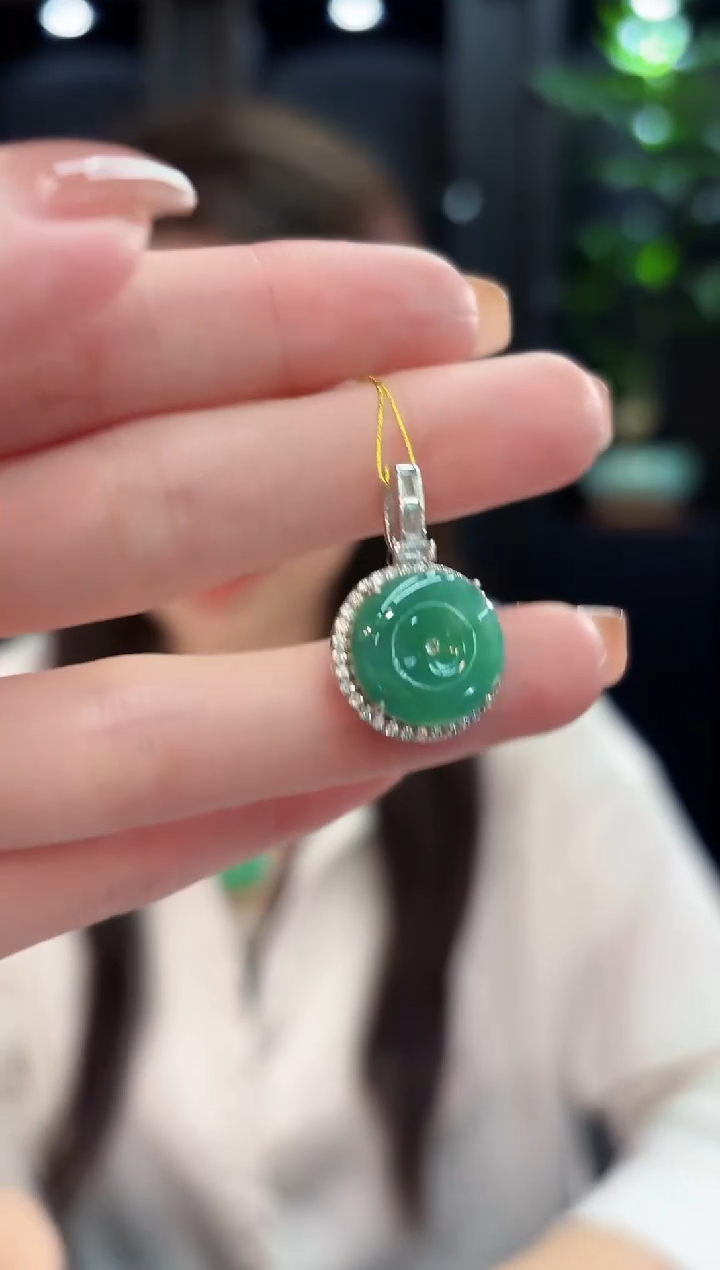 吊坠(不含链)未镶嵌翡翠缅甸A货/多样性发货/一件