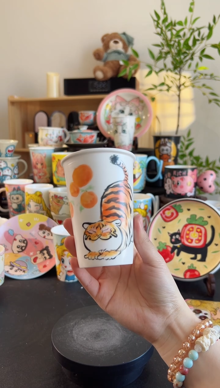 【闪购商品】摆件手工手绘陶瓷小杯杯