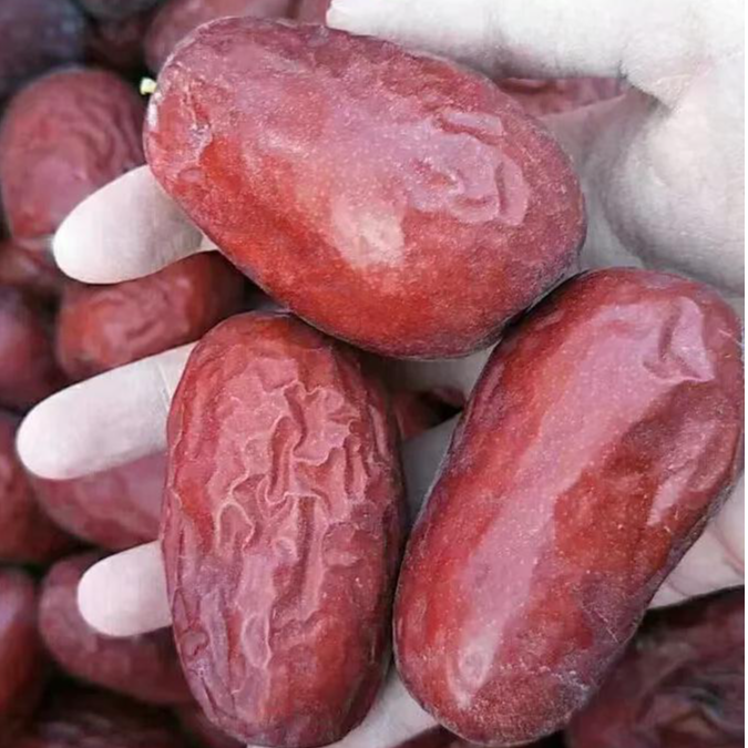 【新疆直发】新疆和田大枣无清洗无加工原生态带土带灰肉厚三级枣