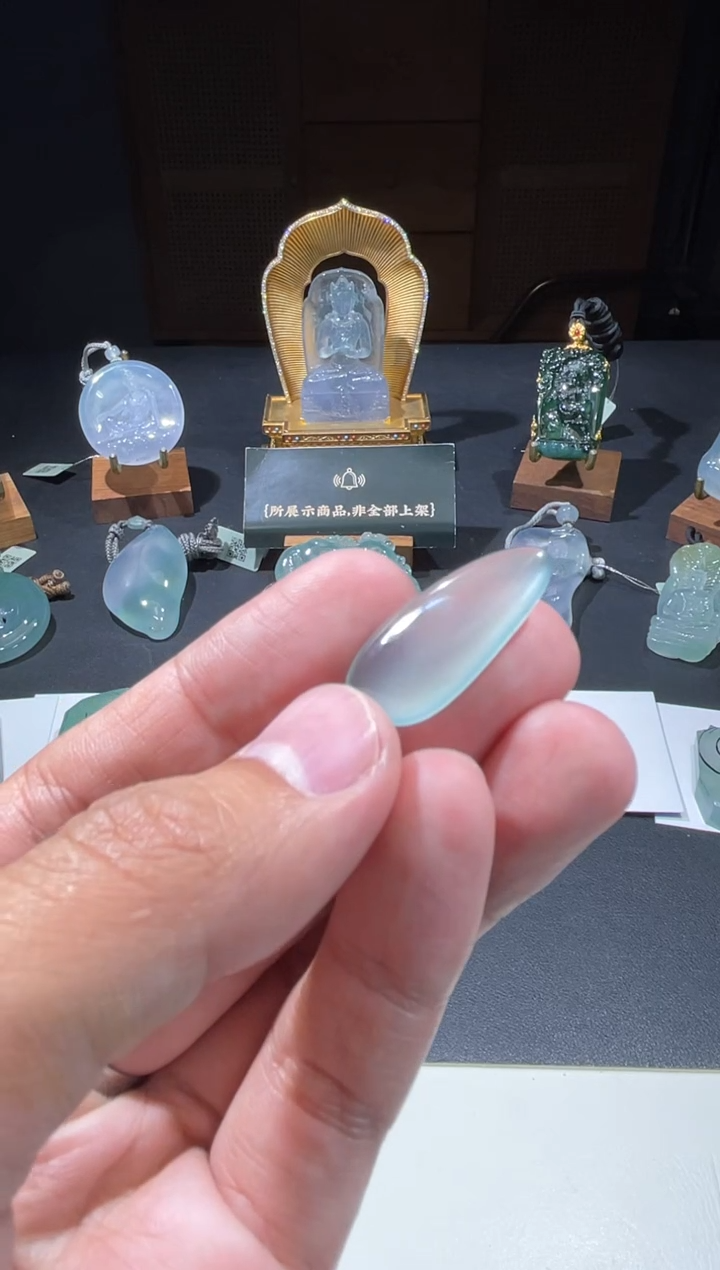 未镶嵌定制翡翠佳佳翡翠裸石3.85w