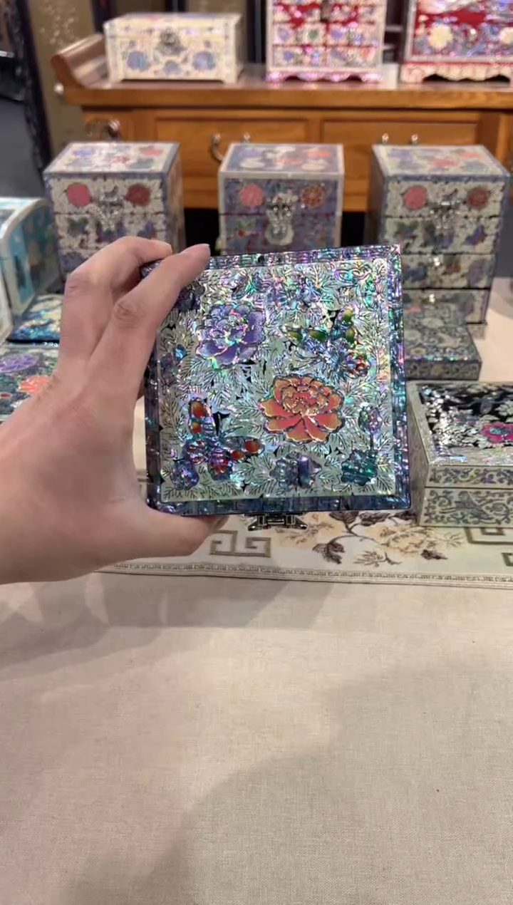 【闪购商品】黑底蓝边弘贝雅螺钿漆器文化馆