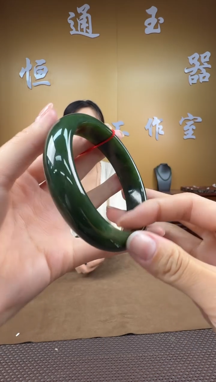 颈饰未镶嵌和田玉手镯63