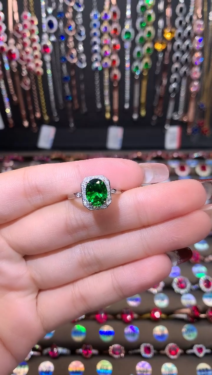 【闪购商品】透辉石戒指银S925镶嵌银色