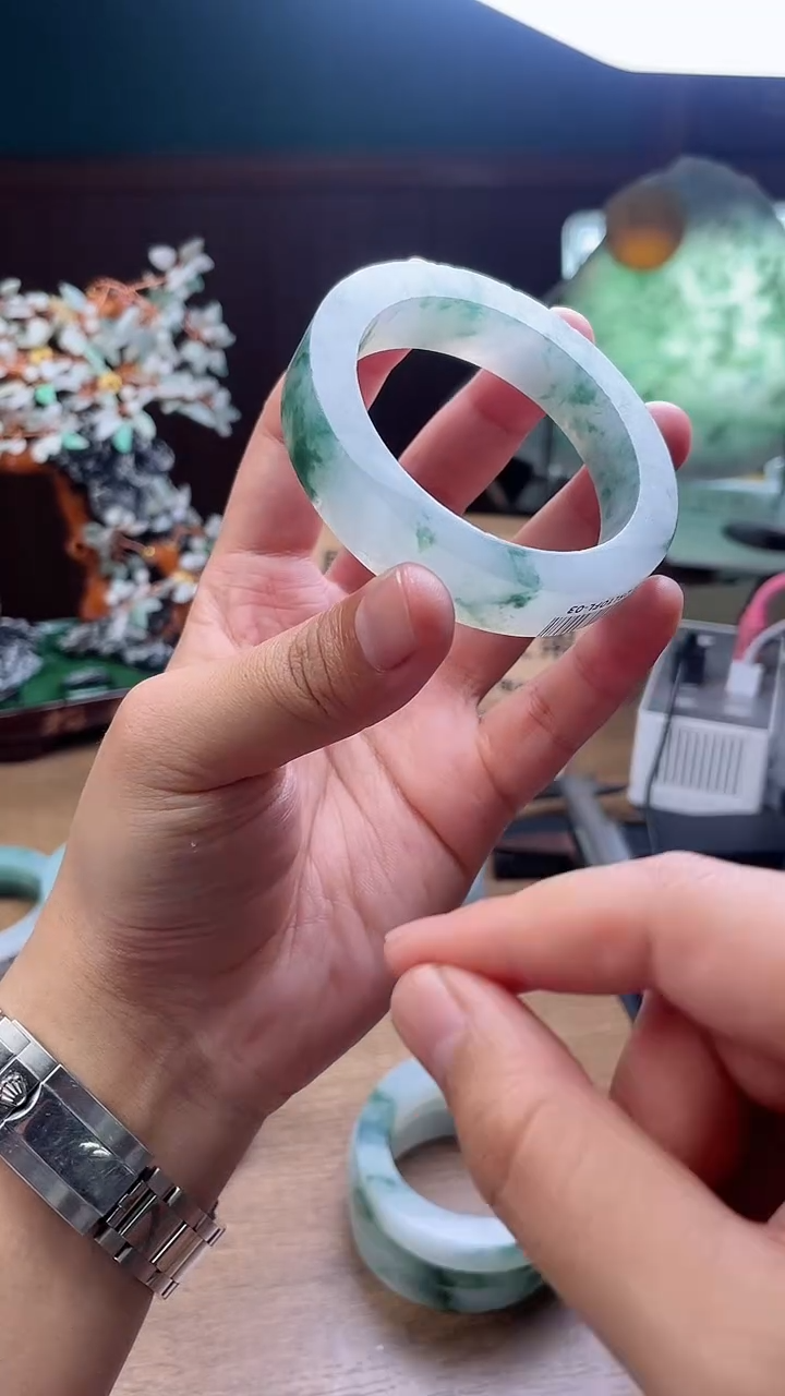 定制翡翠手镯未镶嵌定制