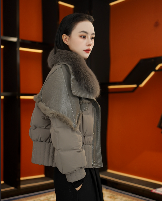 【有运费险】25年新款皮毛一体鸭绒大毛领短款时尚百搭羽绒服SN