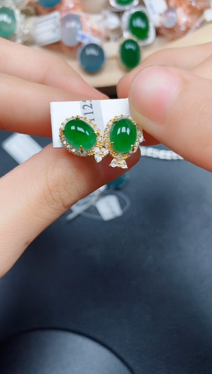 【闪购商品】翡翠耳饰银S925镶嵌翡翠