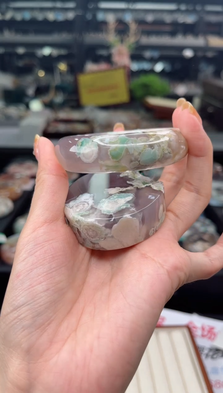 【闪购商品】石英质玉手镯未镶嵌55圈口（赠品镯心）4S9362556