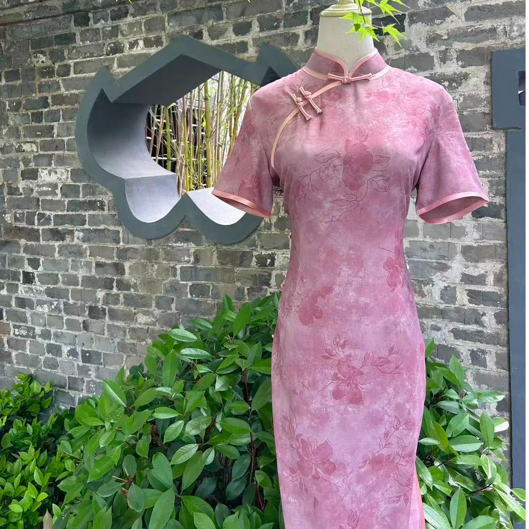 【 粉栀摇香】2025夏季新款优雅大方日常百搭修身女旗袍