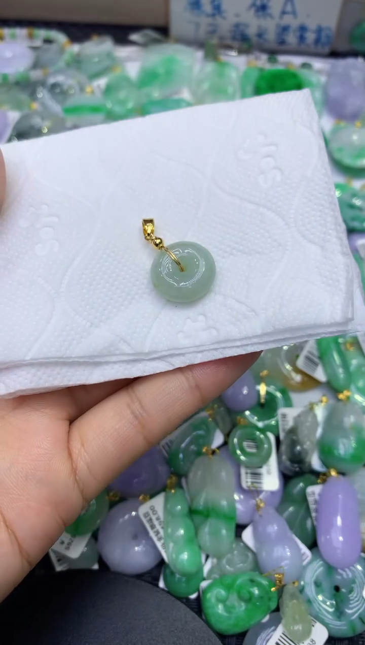 颈饰未镶嵌翡翠天然缅甸A货翡翠