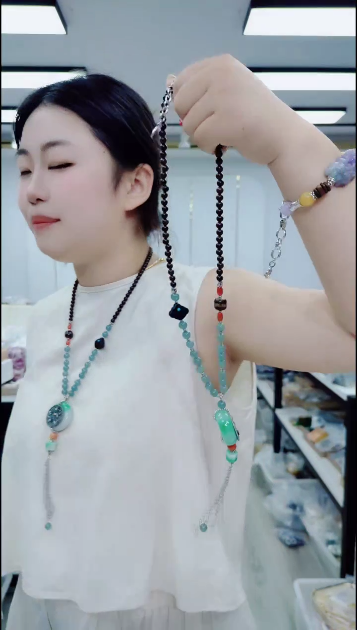 树脂制品1629扣子项链