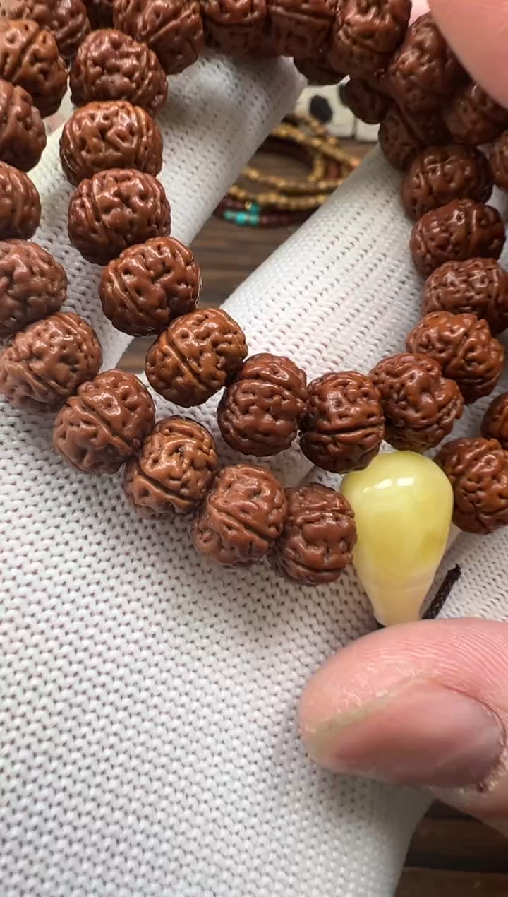 【闪购商品】菩提吊坠小金刚手串