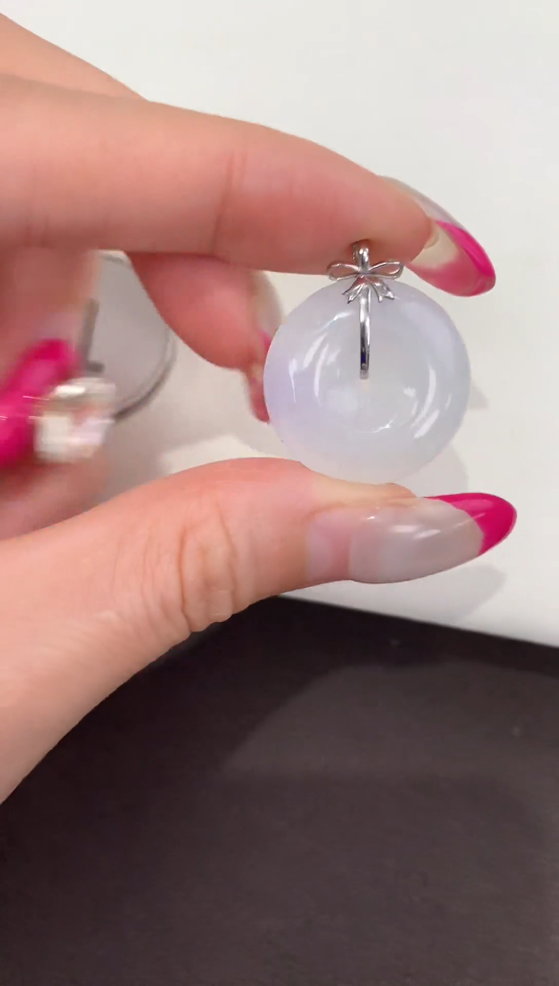 颈饰18K金镶嵌翡翠天然缅甸A货翡翠