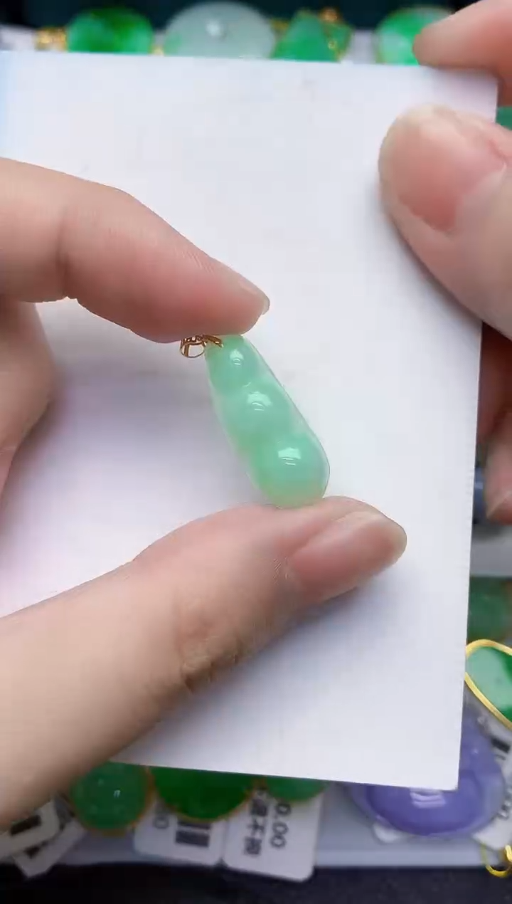 【闪购商品】翡翠颈饰18K金镶嵌000000000