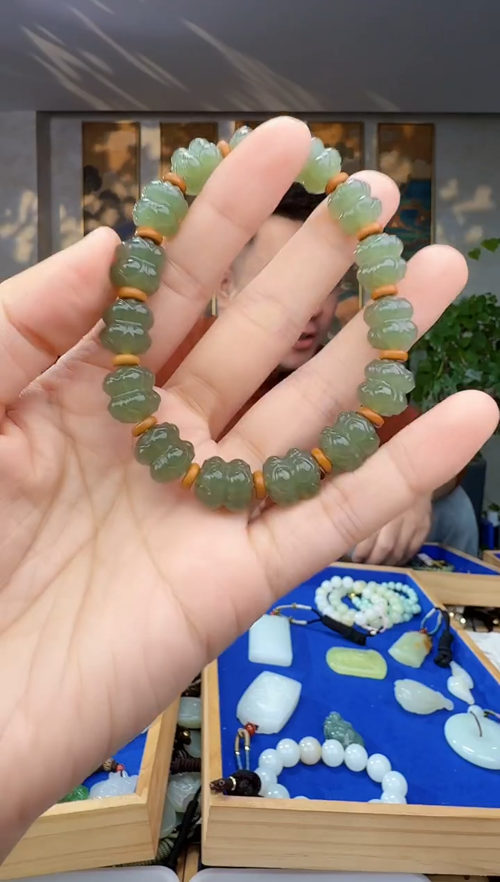 未镶嵌和田玉挂件拍一发一