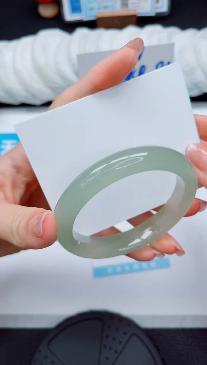 石英质玉手镯未镶嵌96-59