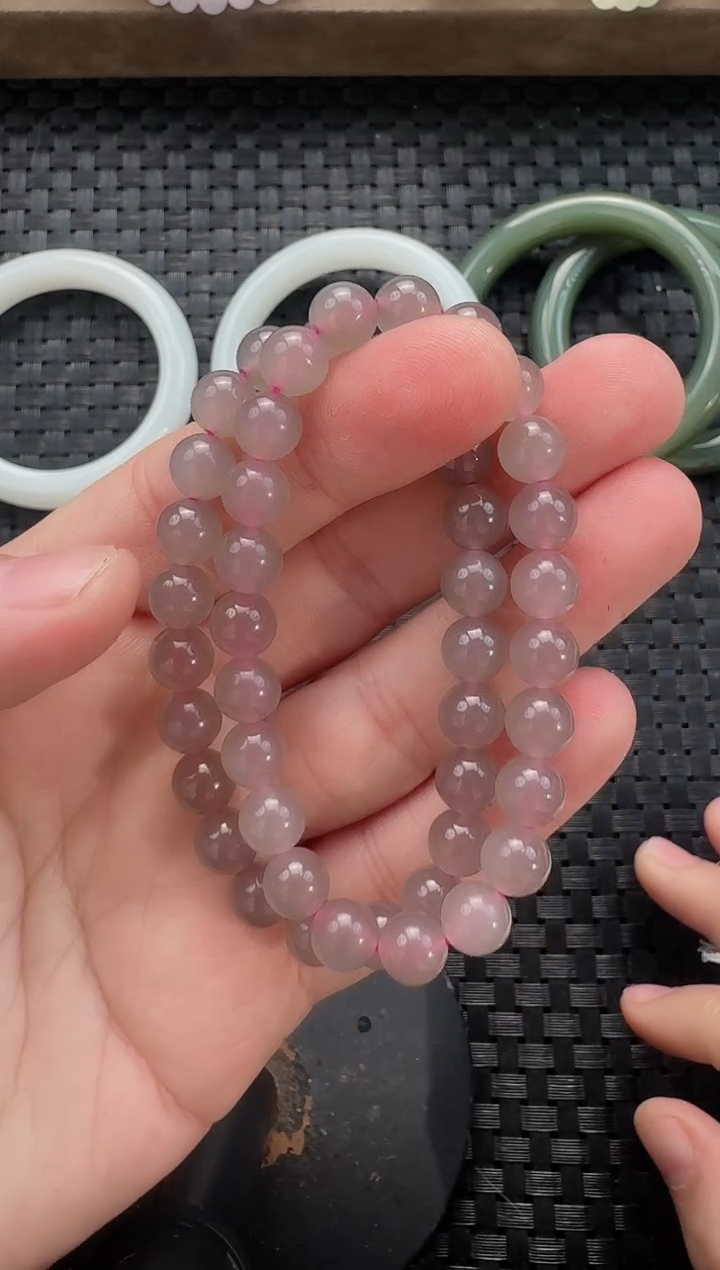 颈饰未镶嵌和田玉8mm葡萄紫（多样性发货拍一发一）