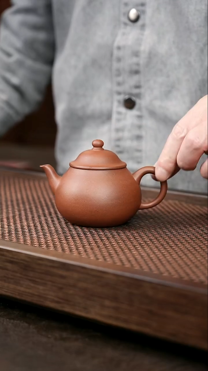 茶壶紫砂底槽清秋水