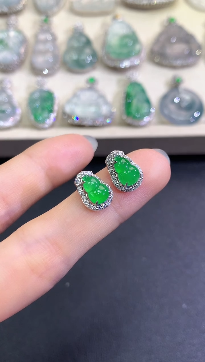 【闪购商品】翡翠耳饰18K金镶嵌B119