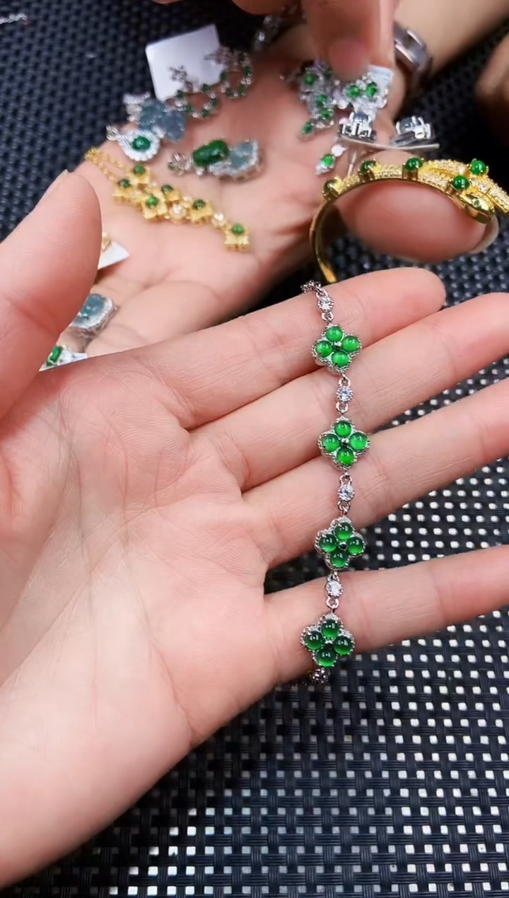 【闪购商品】翡翠手链未镶嵌111111111