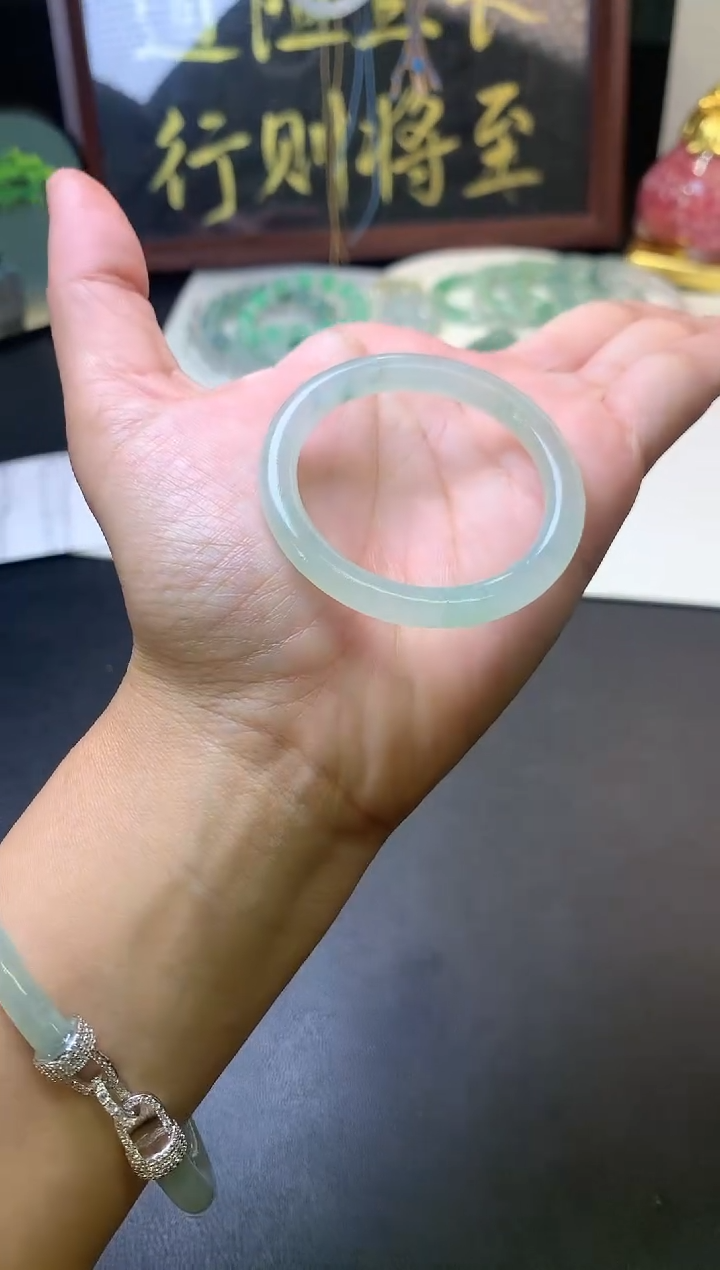 未镶嵌定制翡翠毛货