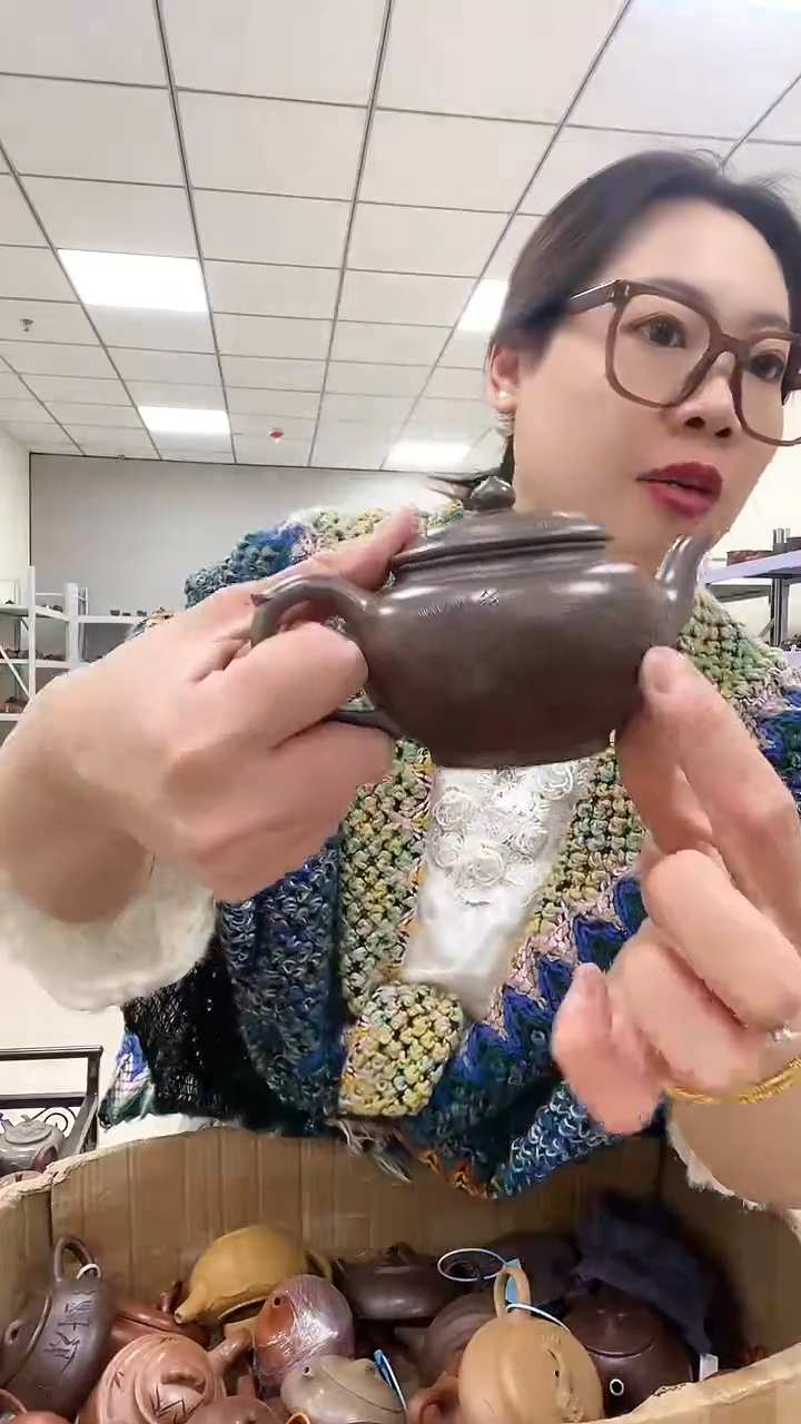 【闪购商品】紫砂茶壶龙背青 仙鹤刻绘笑樱