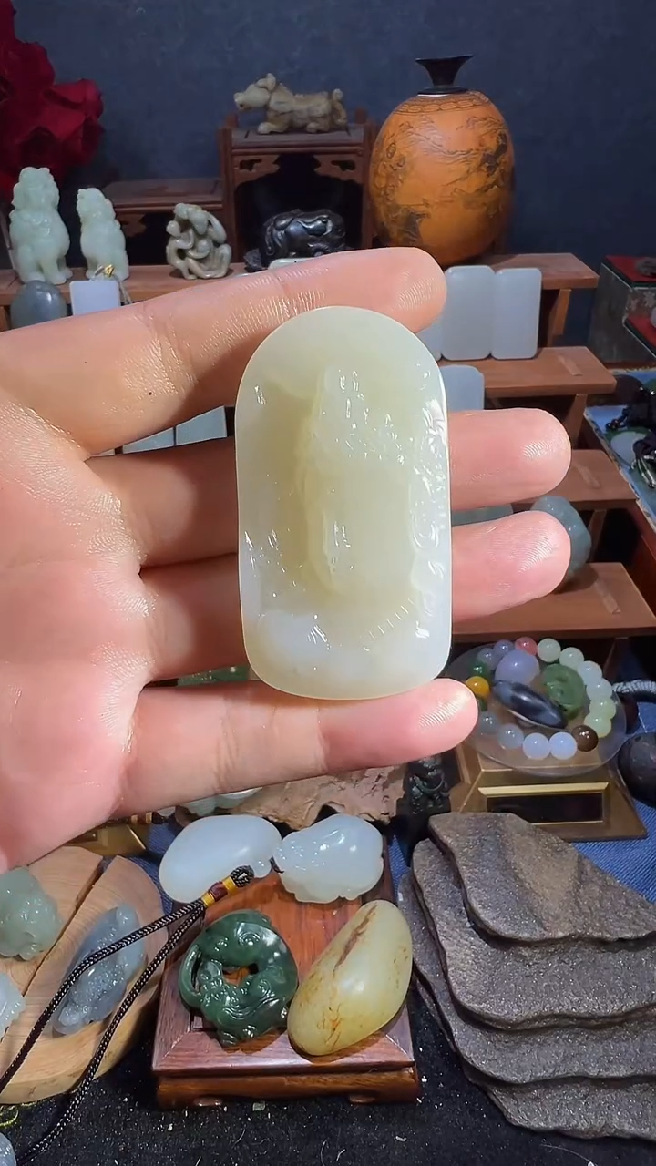 颈饰未镶嵌和田玉陈*师1