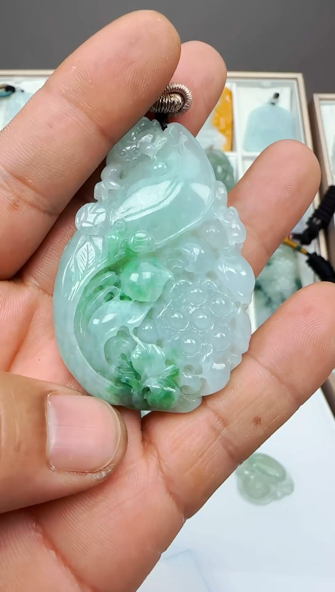 【闪购商品】翡翠颈饰未镶嵌缅甸天然A货翡翠