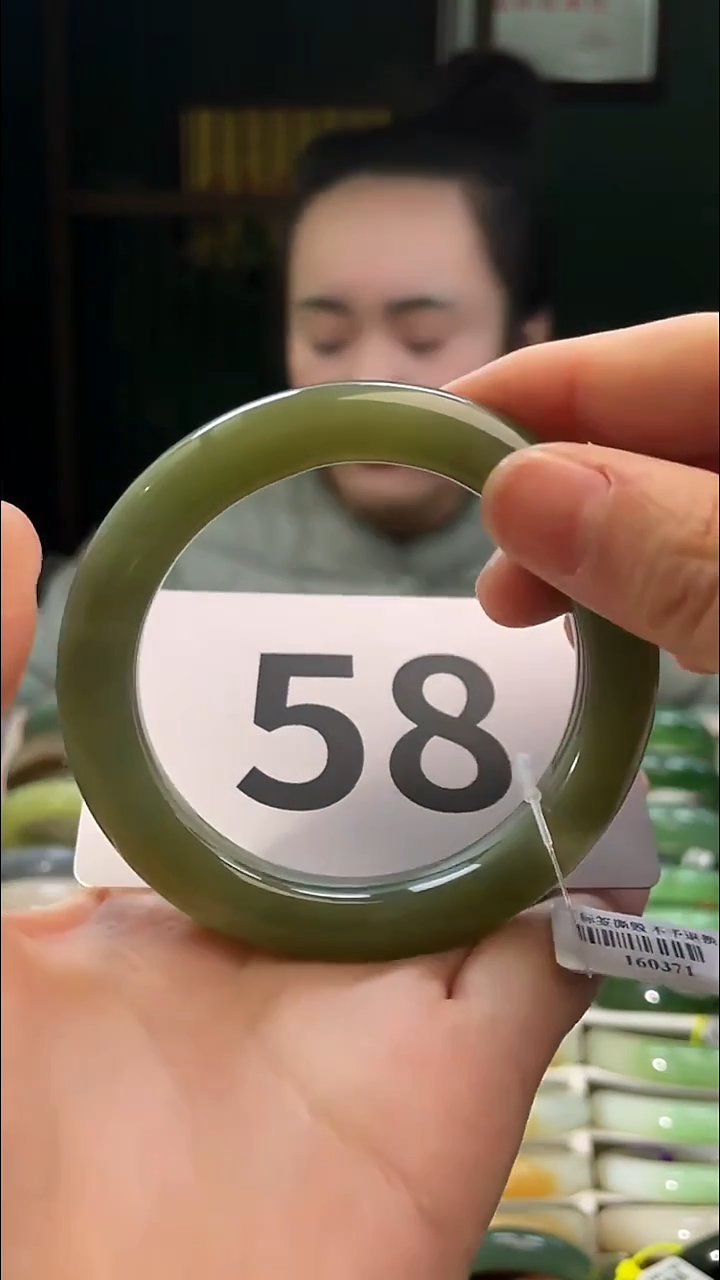 定制和田玉和田玉手镯