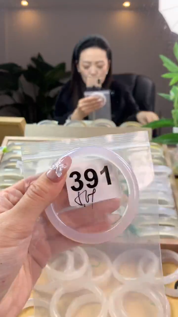 【闪购商品】玛瑙/玉髓手镯未镶嵌391