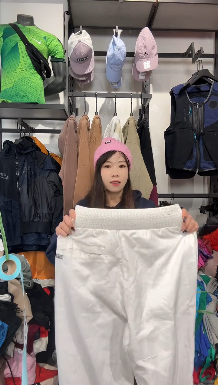 1258编码 瑕疵款直播间过款为准 尺码   身高M