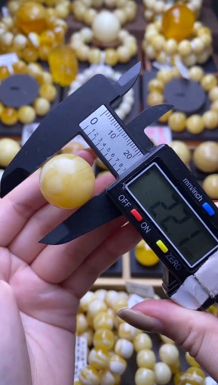 【闪购商品】琥珀裸石未镶嵌大小姐珠宝严选145