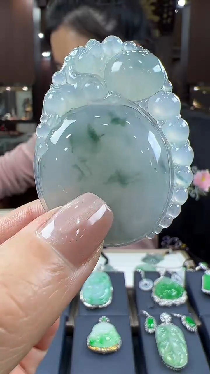 【闪购商品】翡翠挂件未镶嵌吊坠