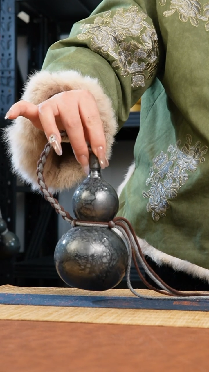 B947号 天然热水酒葫芦 一物一拍（有瑕介意勿拍）