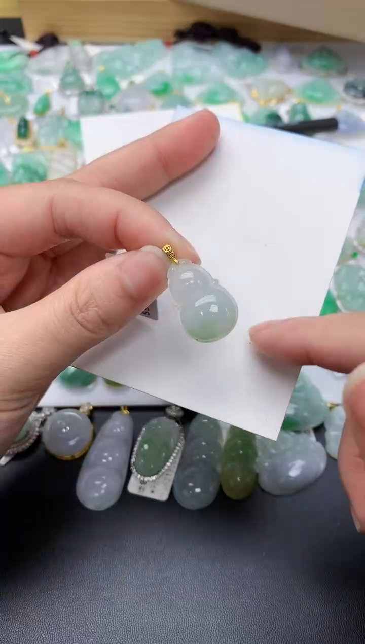 颈饰银S925镀金镶嵌翡翠天然A货