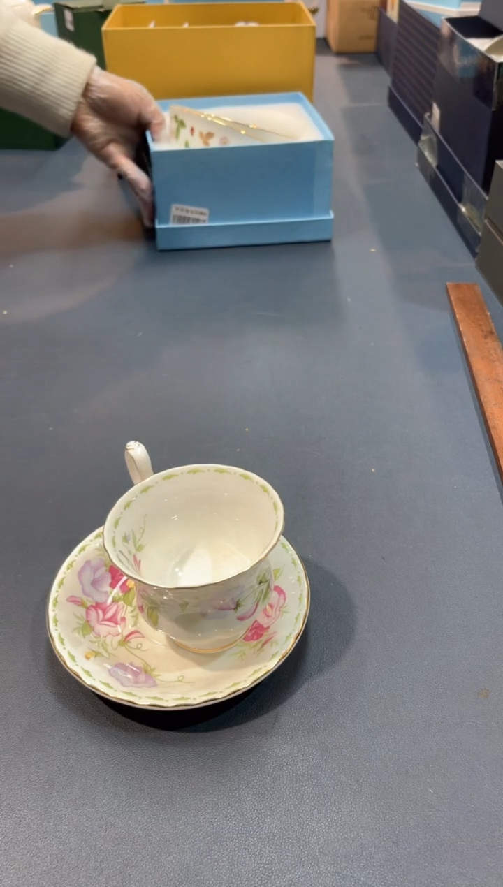 【闪购商品】碗AR4全场正品，京东包邮