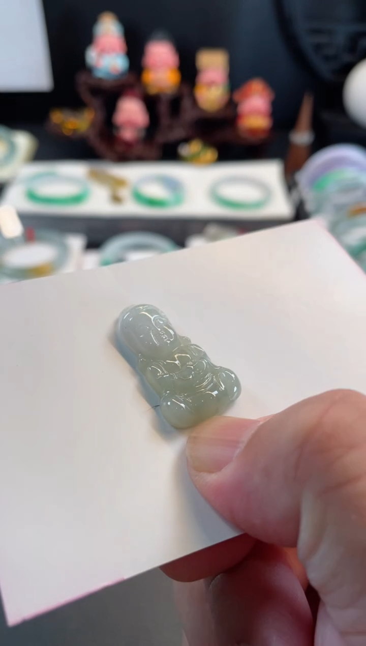 翡翠手镯未镶嵌19有纹裂
