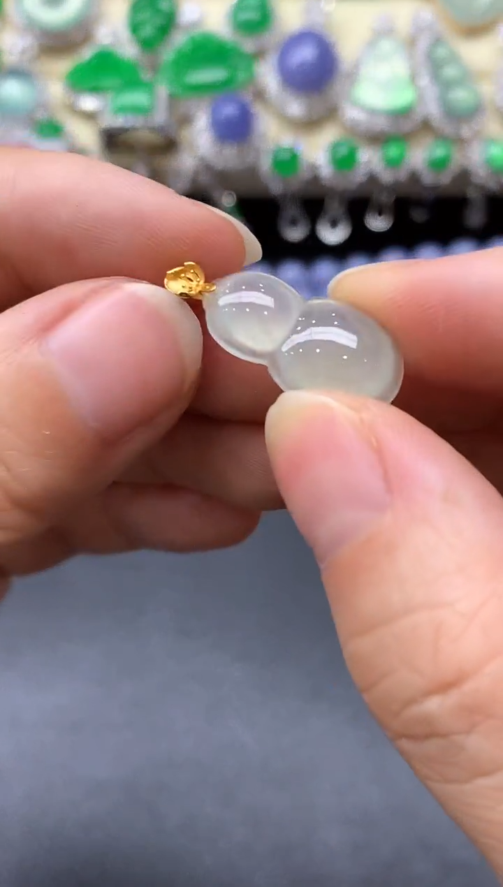 颈饰18K金镶嵌翡翠39-中国好珍宝