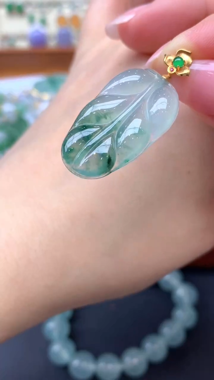 【闪购商品】翡翠颈饰未镶嵌150-天然翡翠