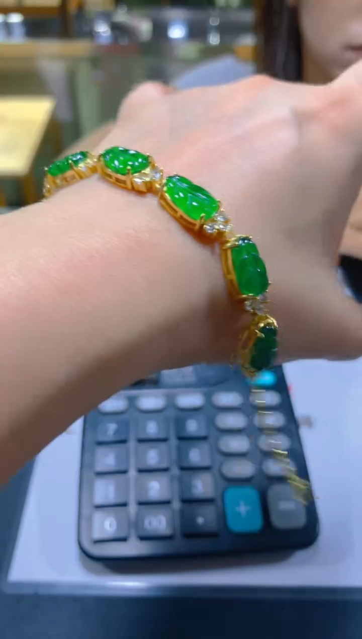 未镶嵌手链翡翠多样性发一